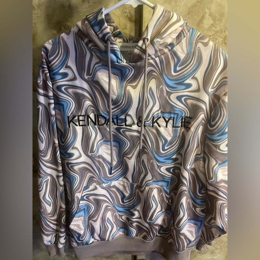 Kendall&kylie Sweater Medium